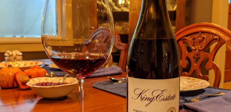 King Estate 2015 Pinot Noir<span class='yasr-stars-title-average'><div class='yasr-stars-title yasr-rater-stars'
                           id='yasr-overall-rating-rater-765933e1d1f7f'
                           data-rating='4.2'
                           data-rater-starsize='16'>
                       </div></span>